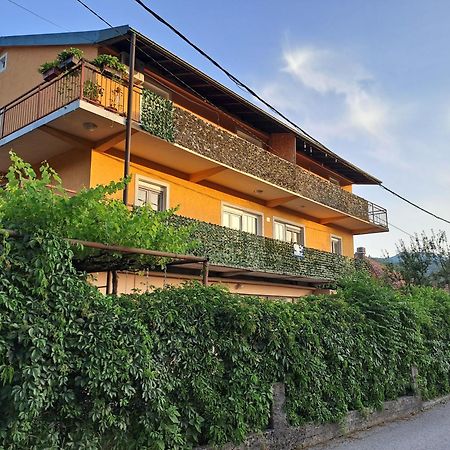 Apartments Mirkovic Цетине Экстерьер фото
