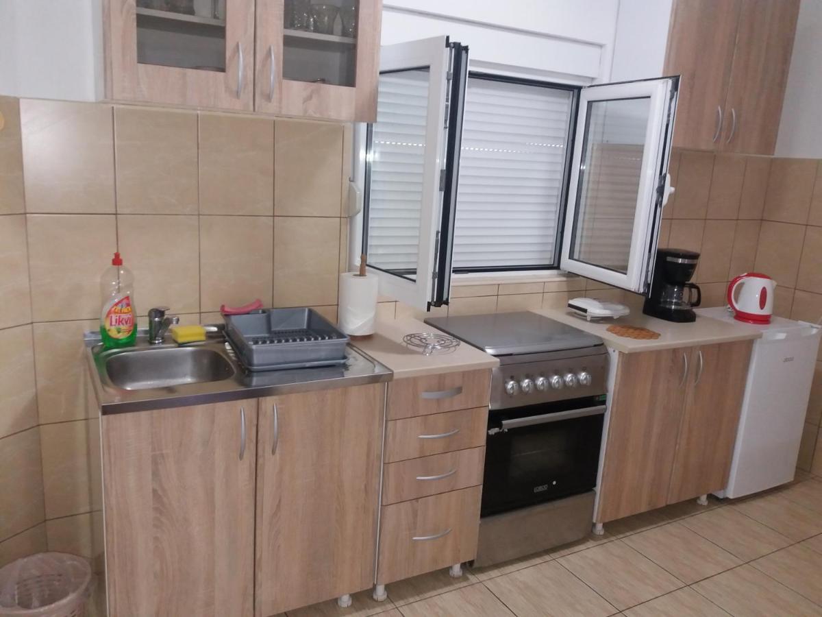Apartments Mirkovic Цетине Экстерьер фото