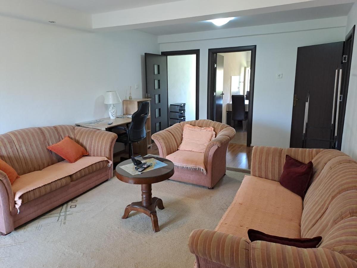 Apartments Mirkovic Цетине Экстерьер фото