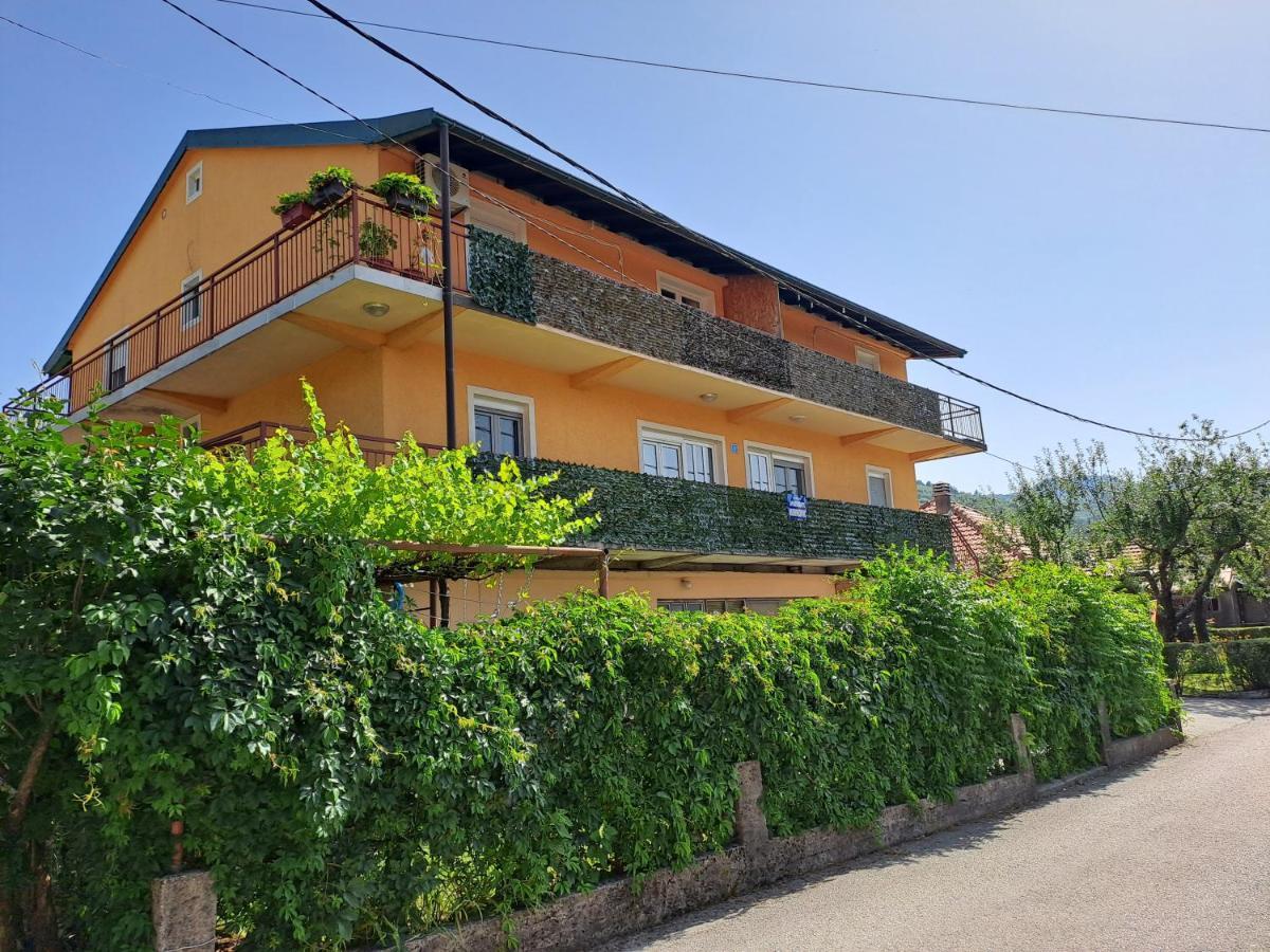 Apartments Mirkovic Цетине Экстерьер фото