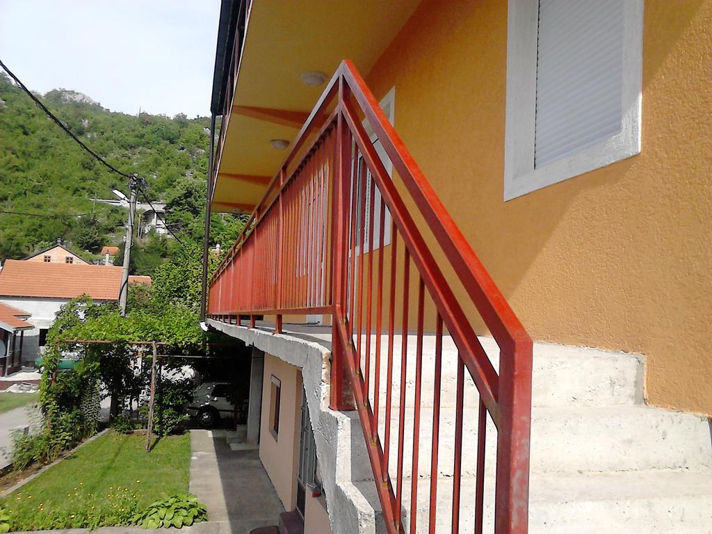 Apartments Mirkovic Цетине Экстерьер фото