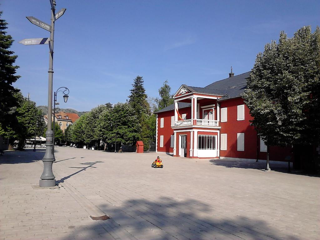 Apartments Mirkovic Цетине Экстерьер фото