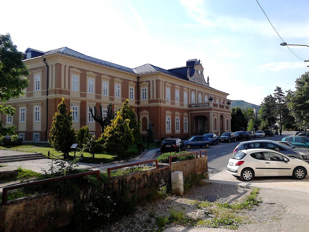 Apartments Mirkovic Цетине Экстерьер фото