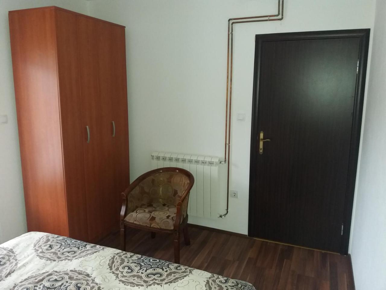 Apartments Mirkovic Цетине Экстерьер фото