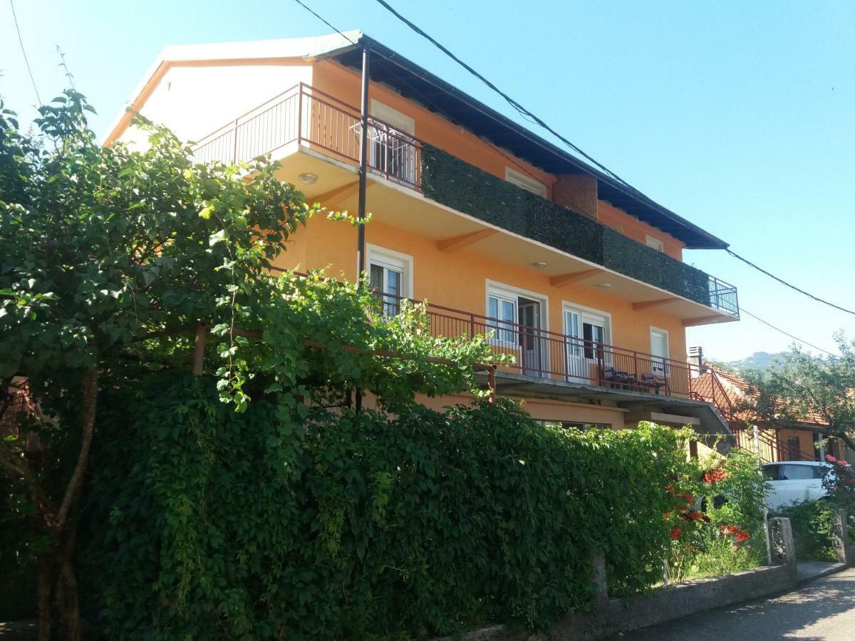 Apartments Mirkovic Цетине Экстерьер фото